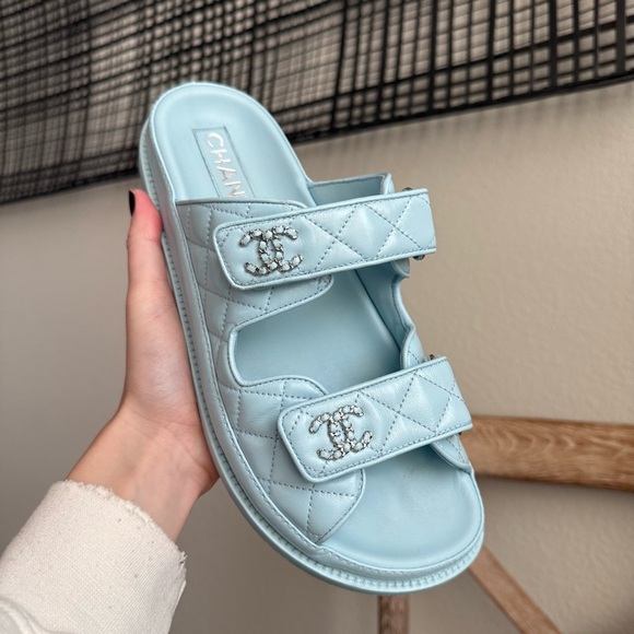 Chanel quilted Velcro dad chain CC slide sandals - Picture 9 of 13